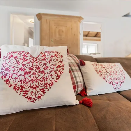 Pez Mez Mit Privater Sauna & 24 7 Self Check In Lenz